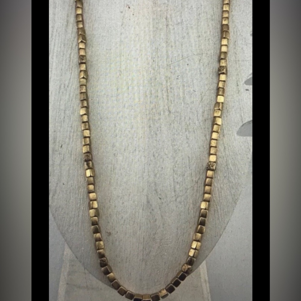 Coldwater creek gold tone long necklace square matte tarnished beads
